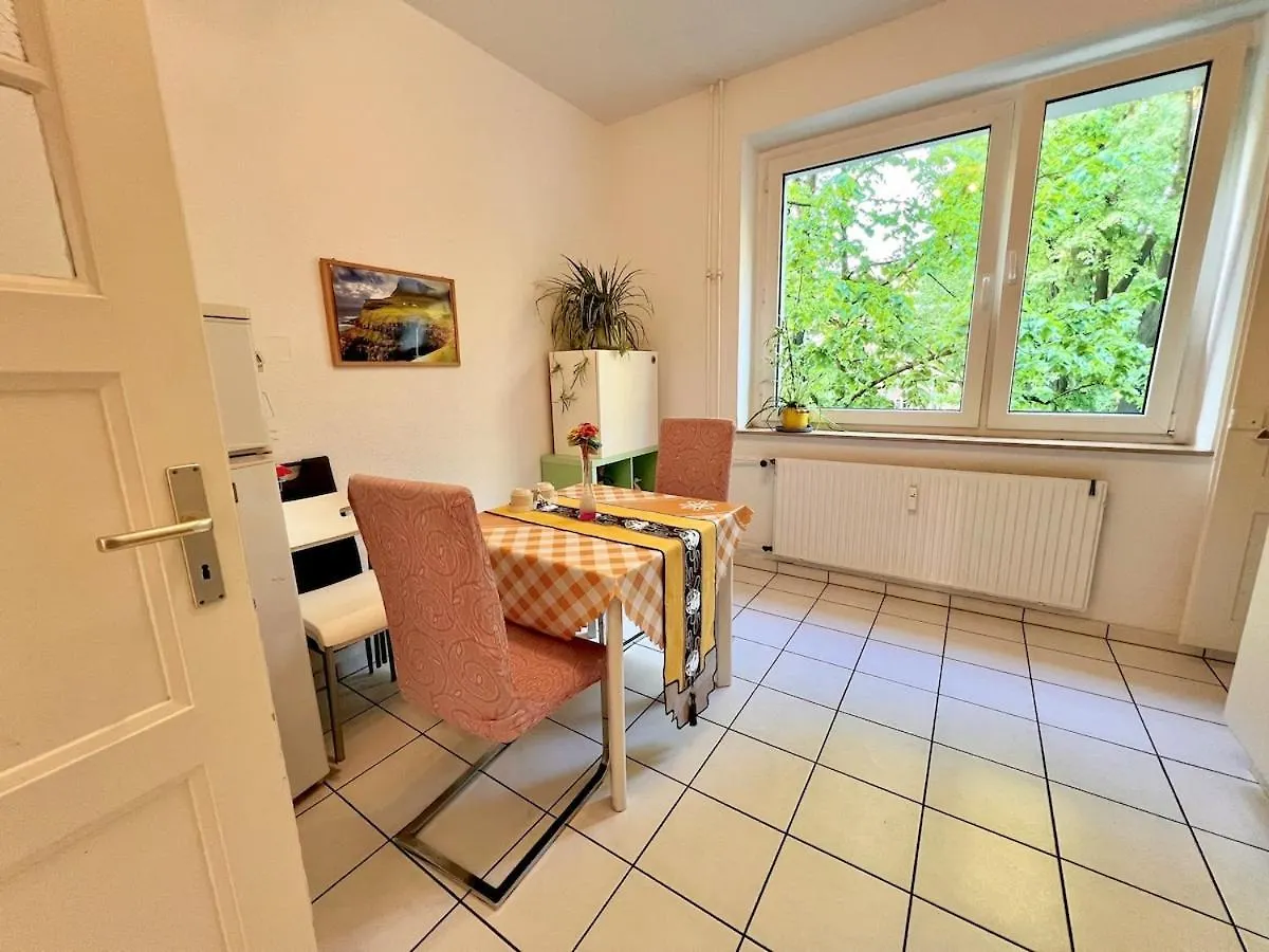Apartment Cozy 2-Room-Apartment On Zoo Park In District 2 Dusseldorf