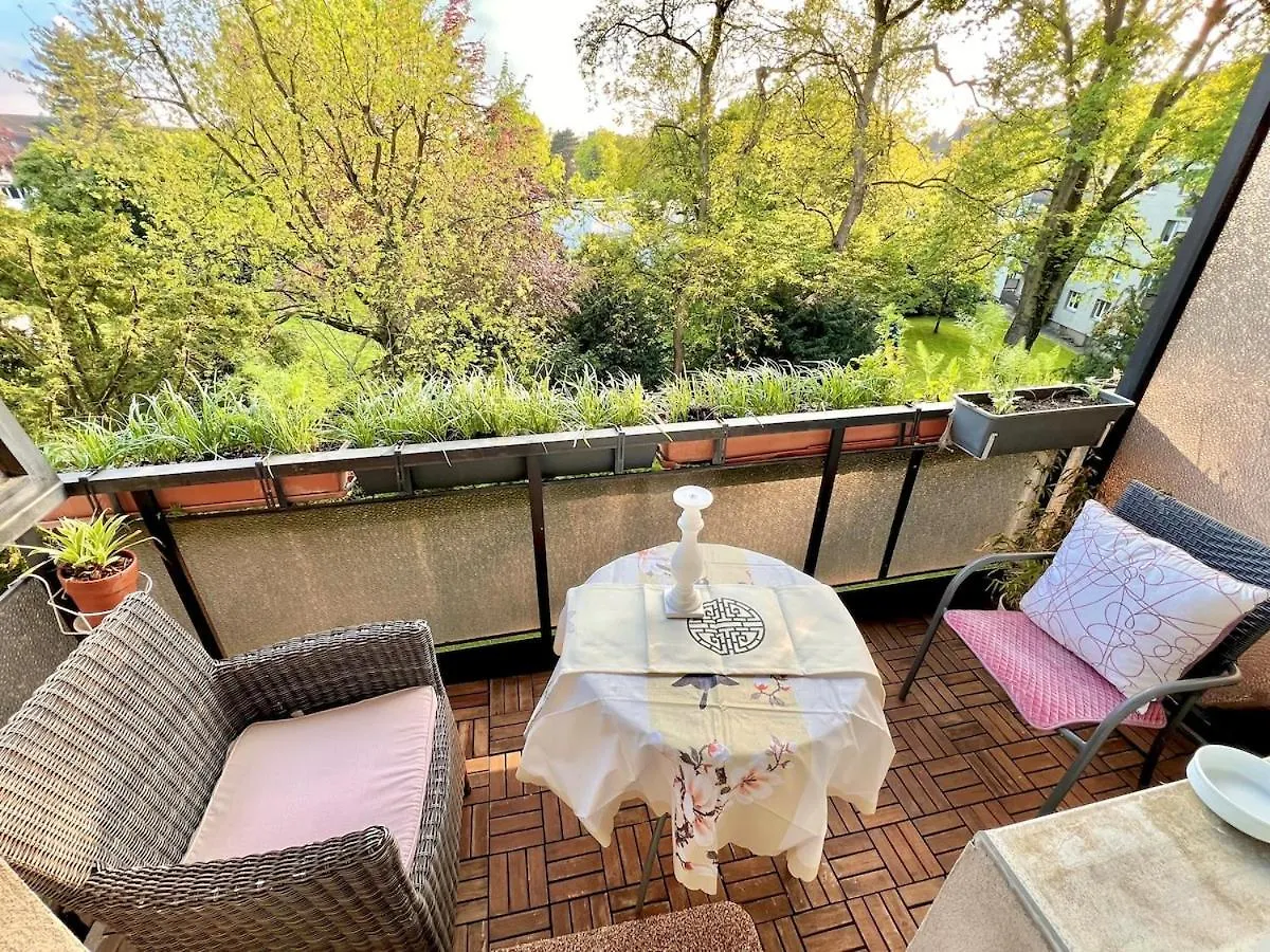 Cozy 2-Room-Apartment On Zoo Park In District 2 Dusseldorf