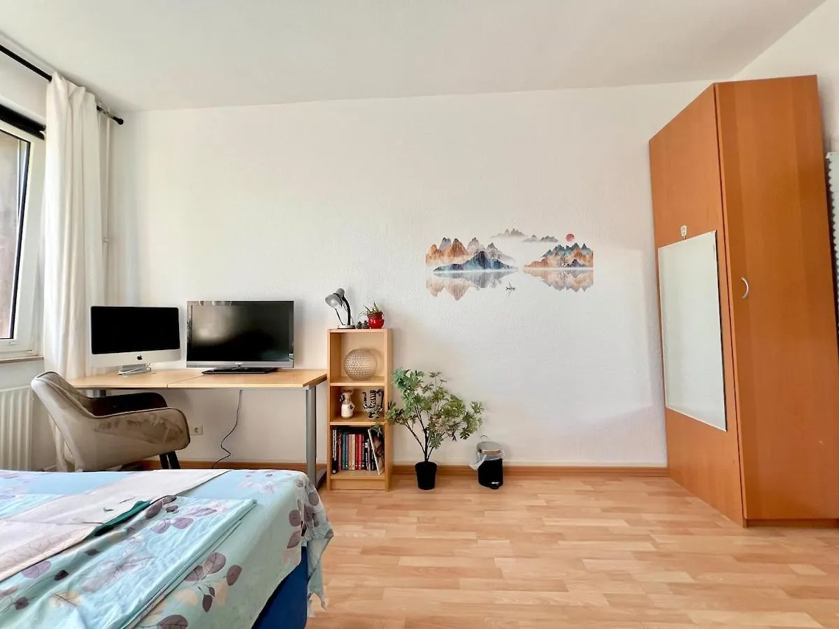 Cozy 2-Room-Apartment On Zoo Park In District 2 Düsseldorf