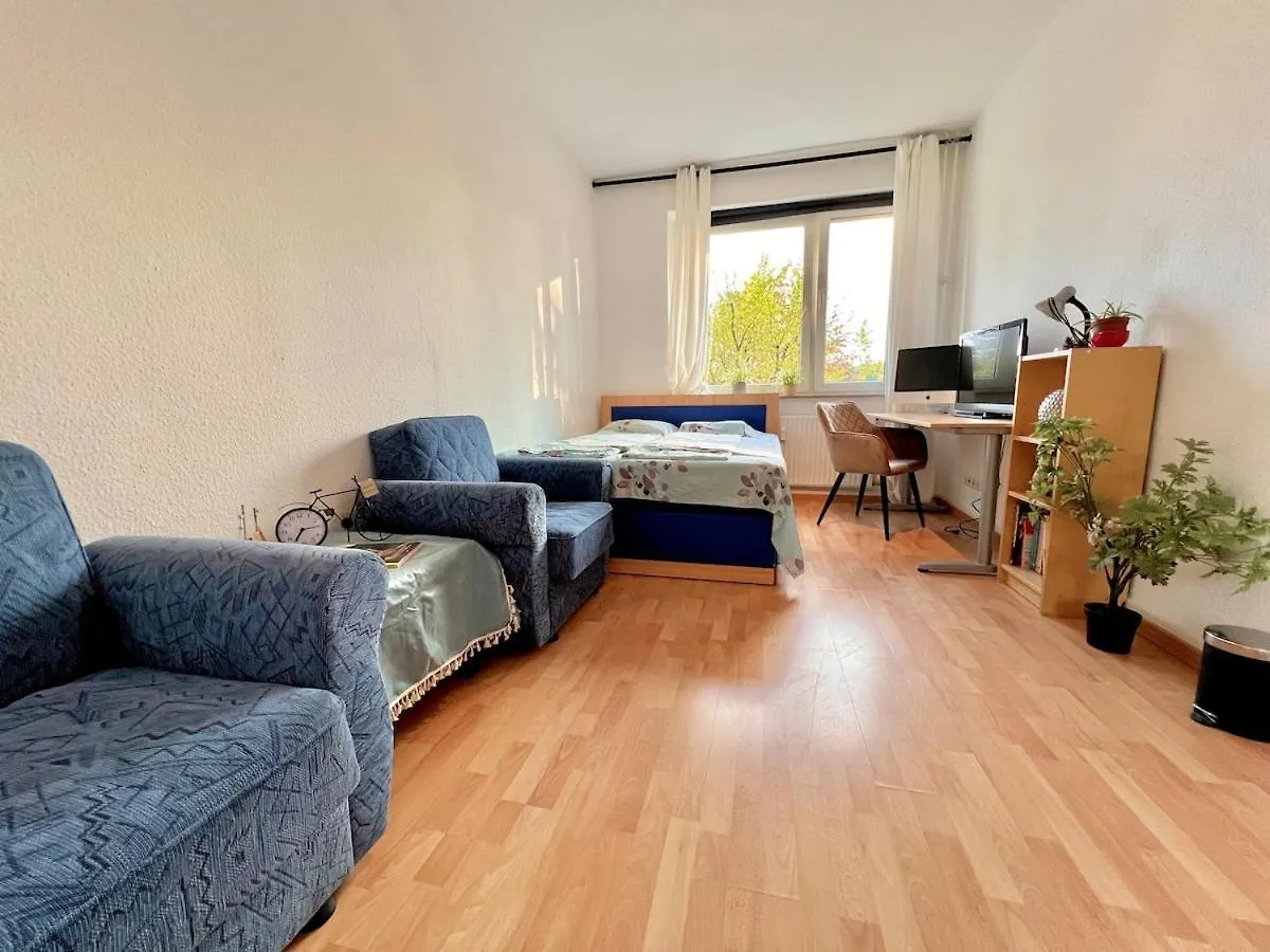 Cozy 2-Room-Apartment On Zoo Park In District 2 Dusseldorf